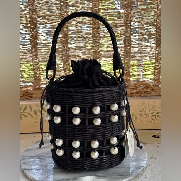 Kate‎ Spade Black Pearl-Embellished Woven Bucket Bag Target - Picture 3 of 8